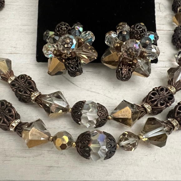 Alice Caviness Vintage Aurora Borealis Necklace and Earring Statement Set - Picture 3 of 15